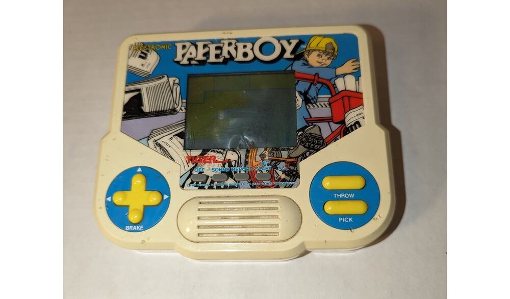 Vintage 1988 Tiger Paperboy Interactive Handheld Game